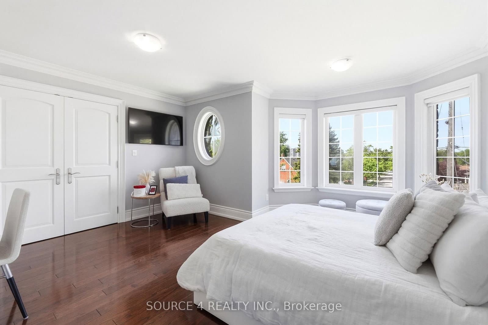 39 Amesbury Drive thumbnail 31