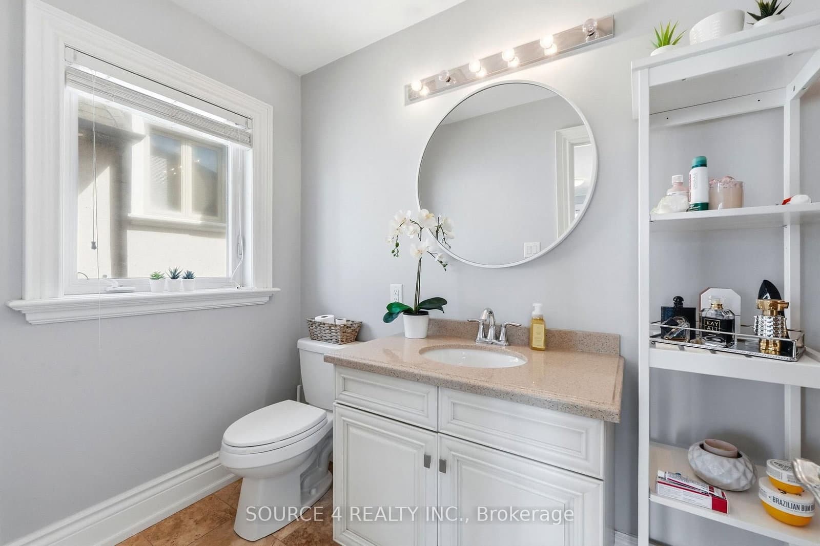 39 Amesbury Drive thumbnail 32