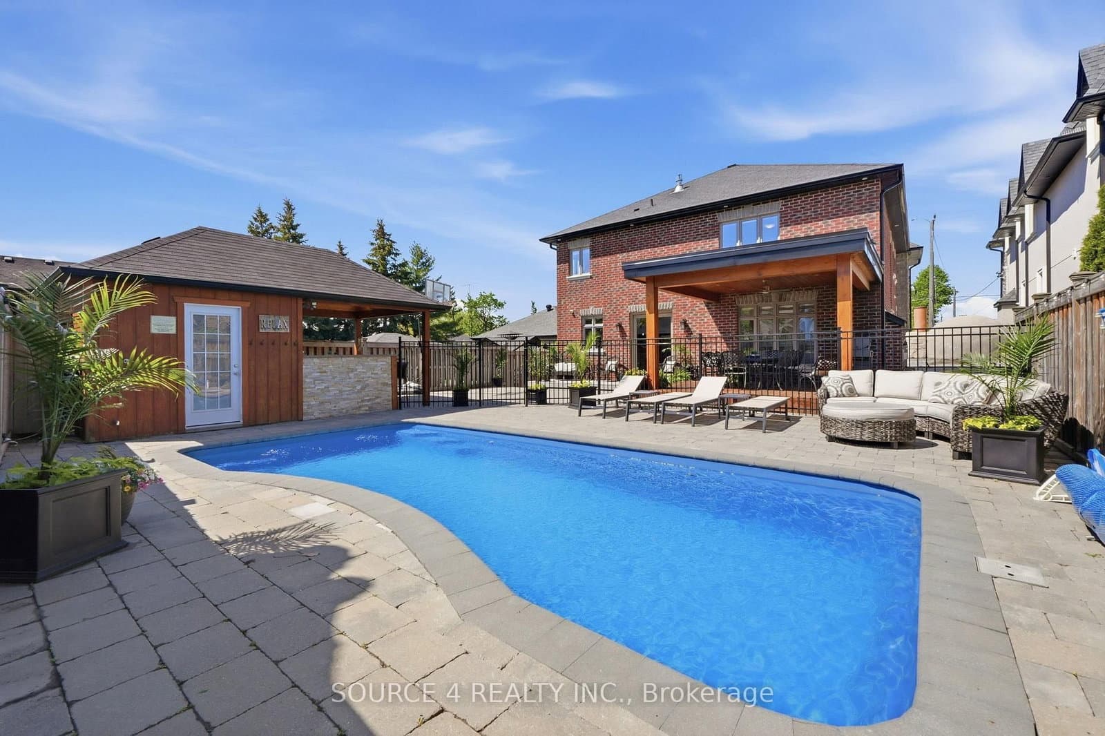 39 Amesbury Drive thumbnail 47