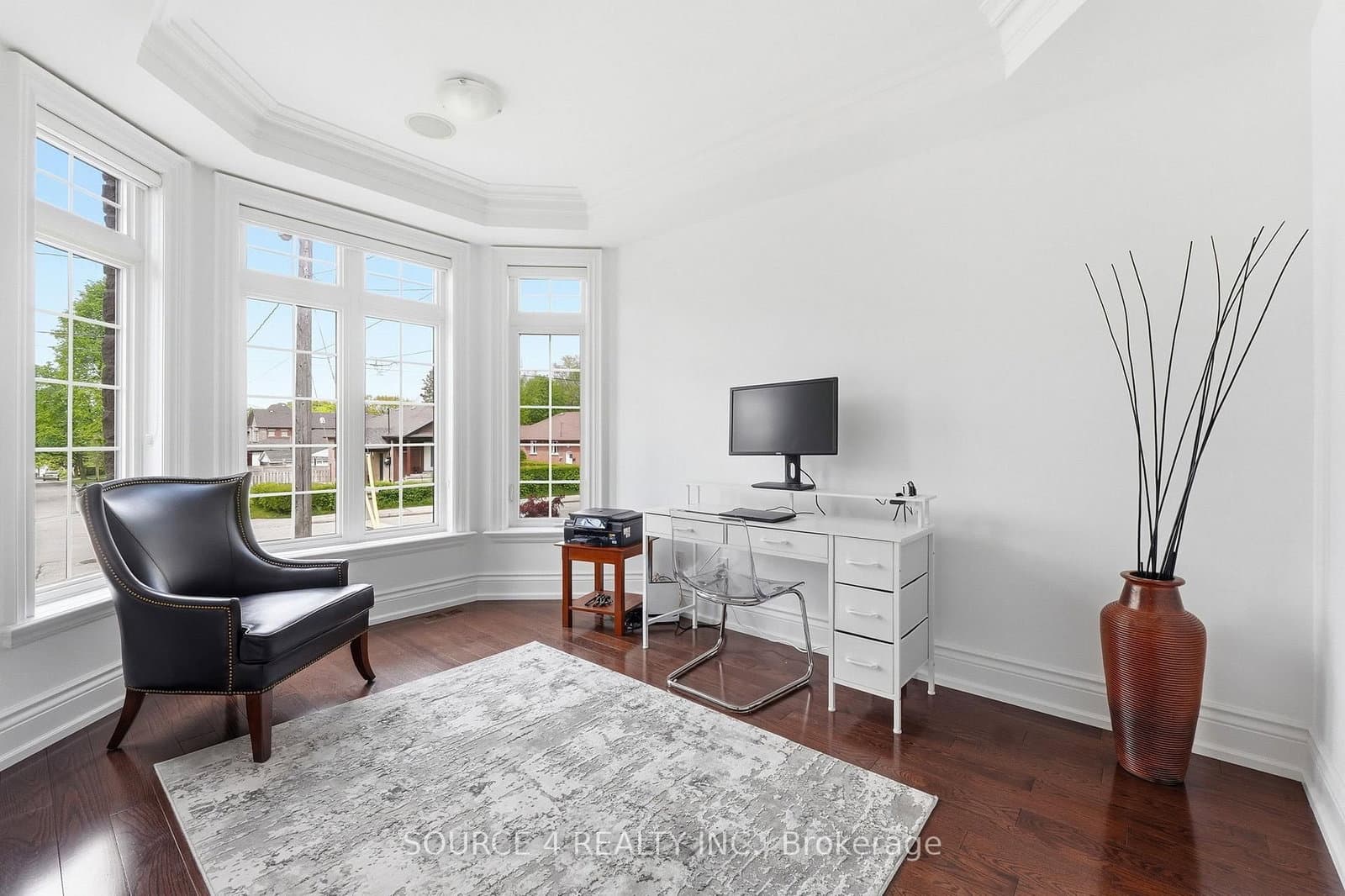 39 Amesbury Drive thumbnail 6