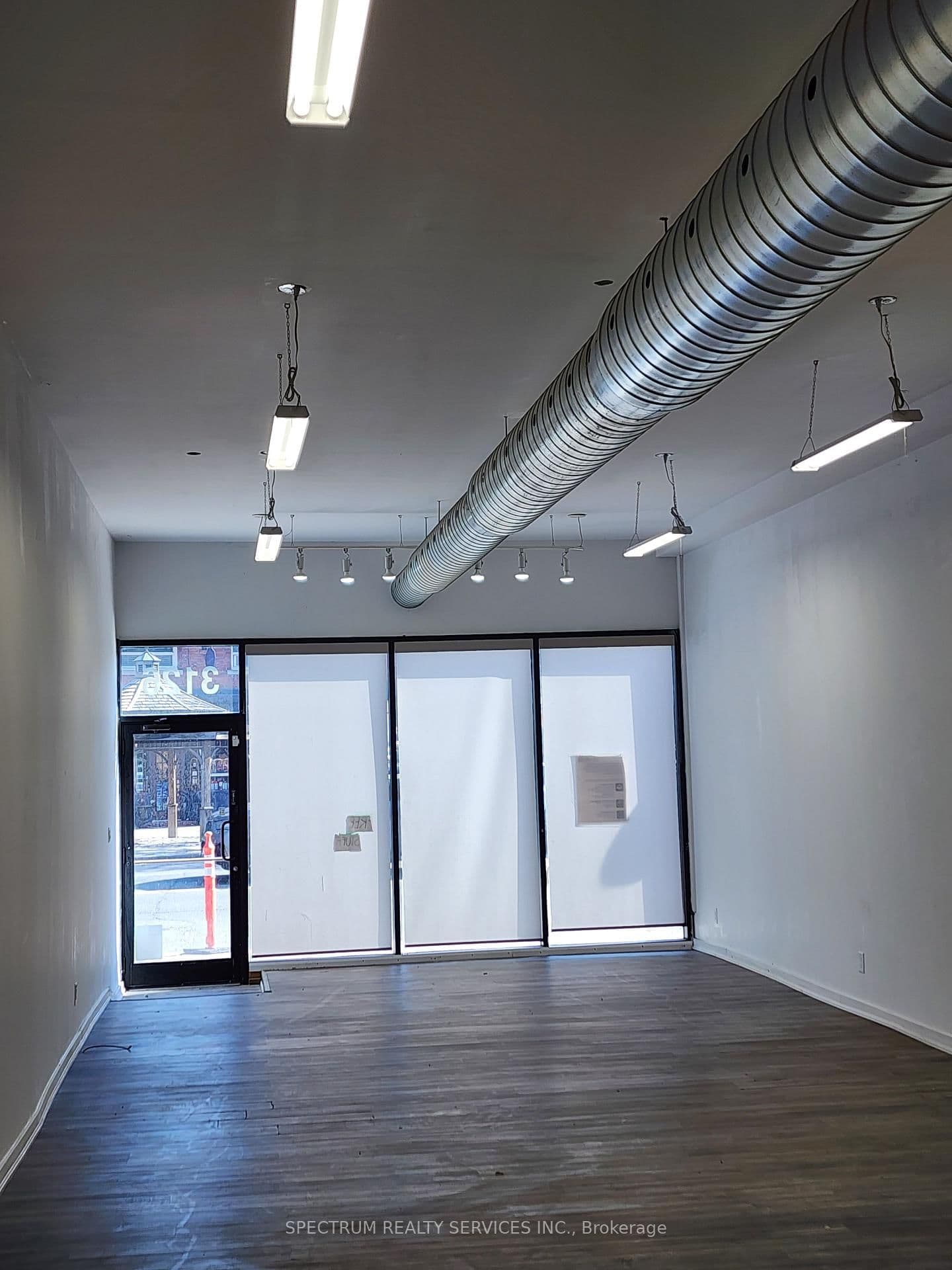 3126 Dundas Street W, Unit Front Main thumbnail 4
