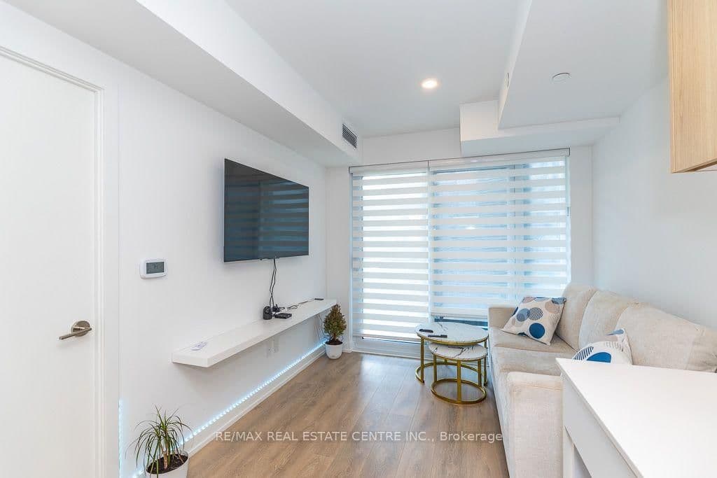 1100 Sheppard Avenue W, Unit 232 thumbnail 12