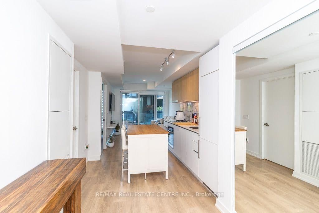 1100 Sheppard Avenue W, Unit 232 thumbnail 9