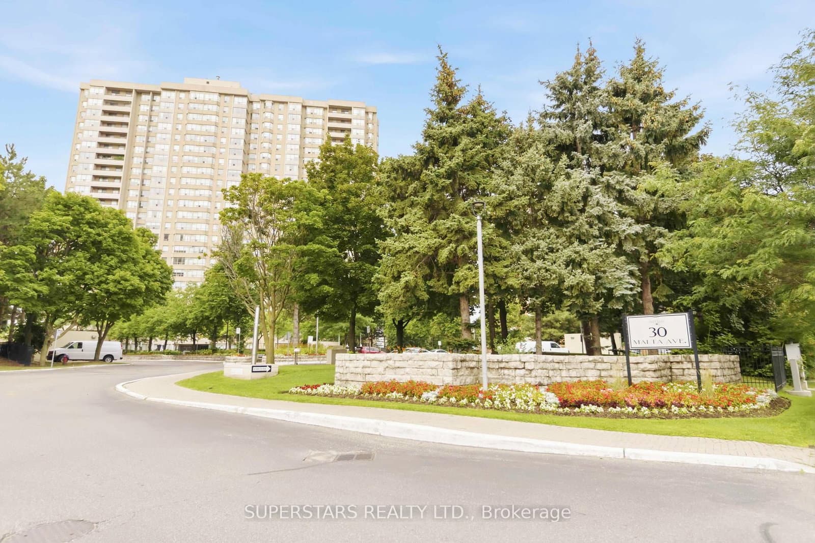 30 Malta Avenue, Unit 1702 thumbnail 5