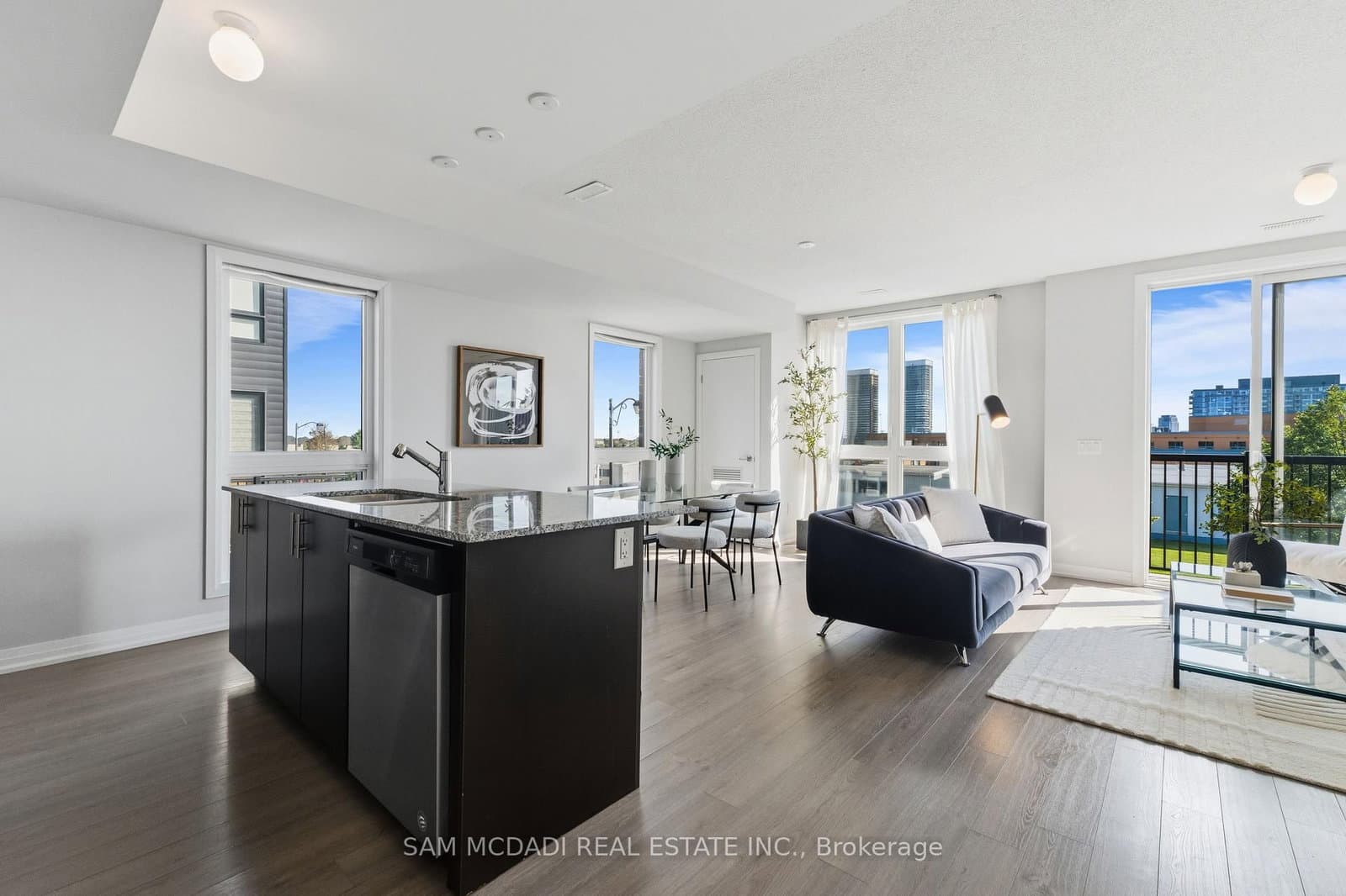1208 Main Street E, Unit 201 thumbnail 8
