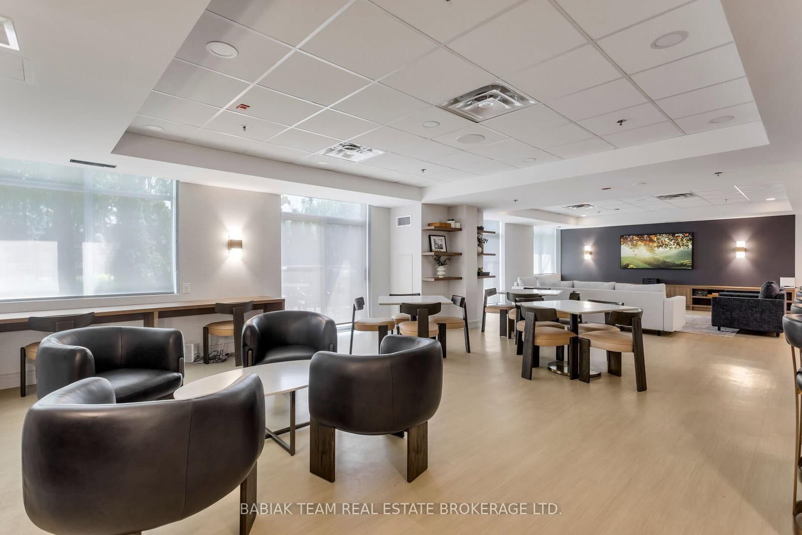 2495 Dundas Street West Street, Unit 307 thumbnail 38