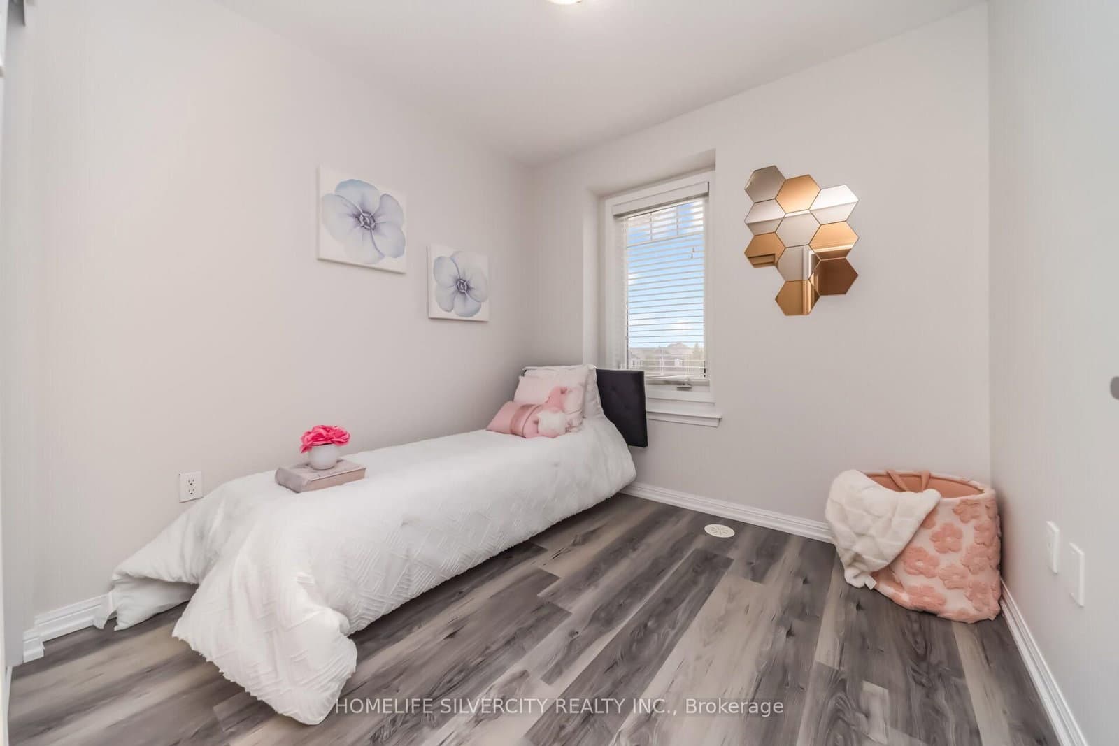 31 Betterton Crescent thumbnail 36