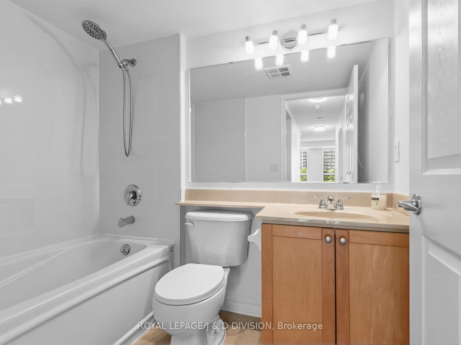 70 High Park Avenue, Unit 503 thumbnail 17