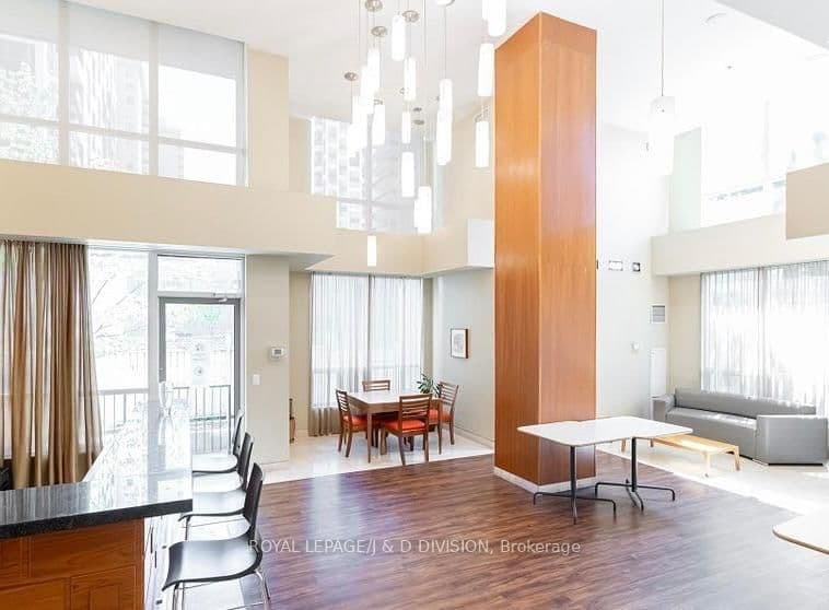 70 High Park Avenue, Unit 503 thumbnail 19
