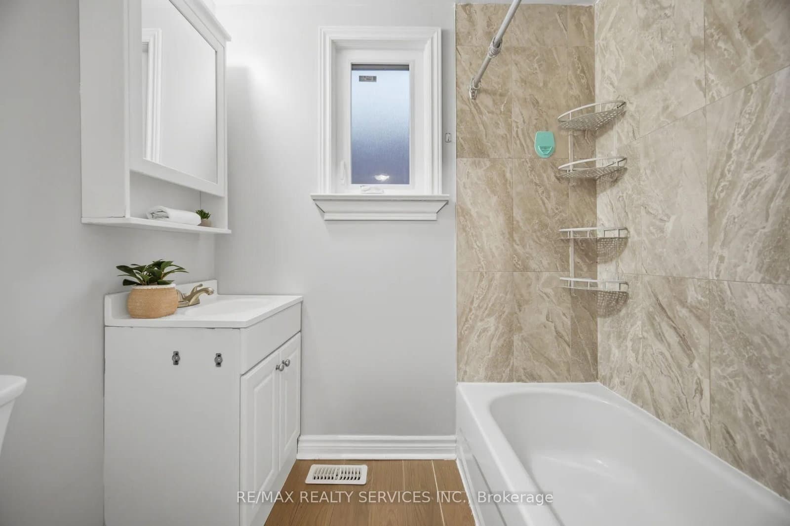 30 Elder Avenue thumbnail 15