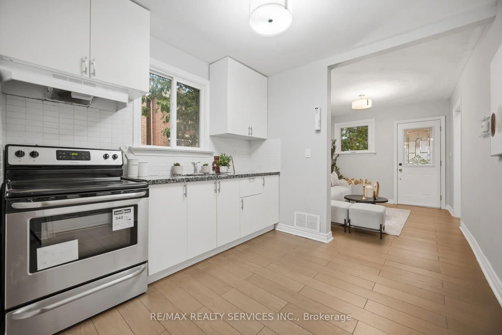 30 Elder Avenue thumbnail 9