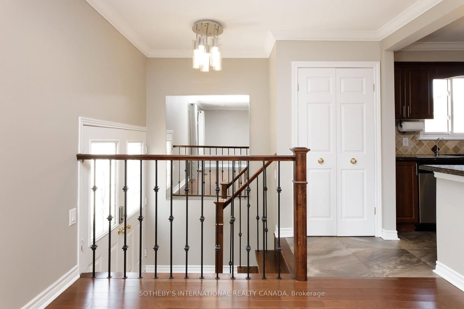 2694 Constable Road, Unit Upper thumbnail 13