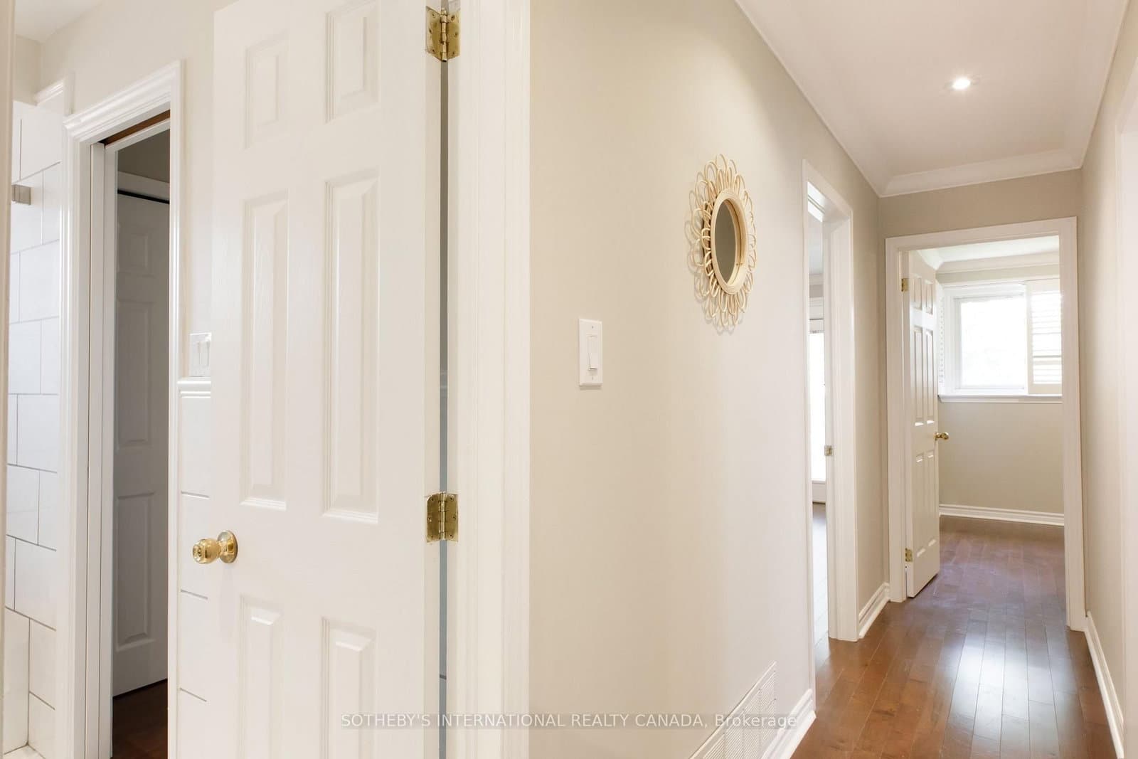 2694 Constable Road, Unit Upper thumbnail 14
