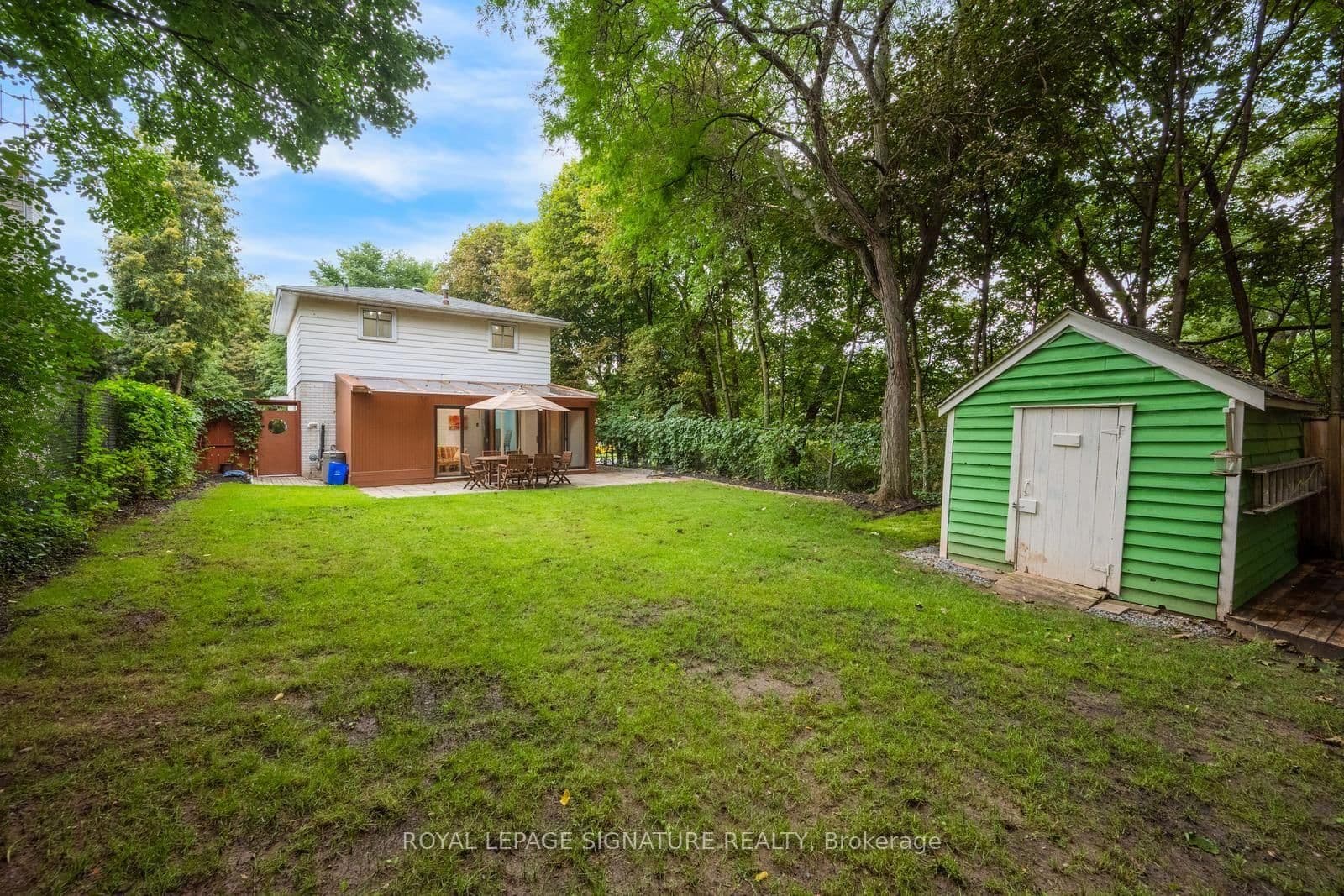 77 McCraney Street W thumbnail 46