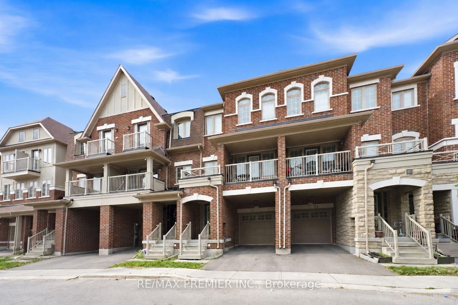 32 Shiff Crescent - Image 1