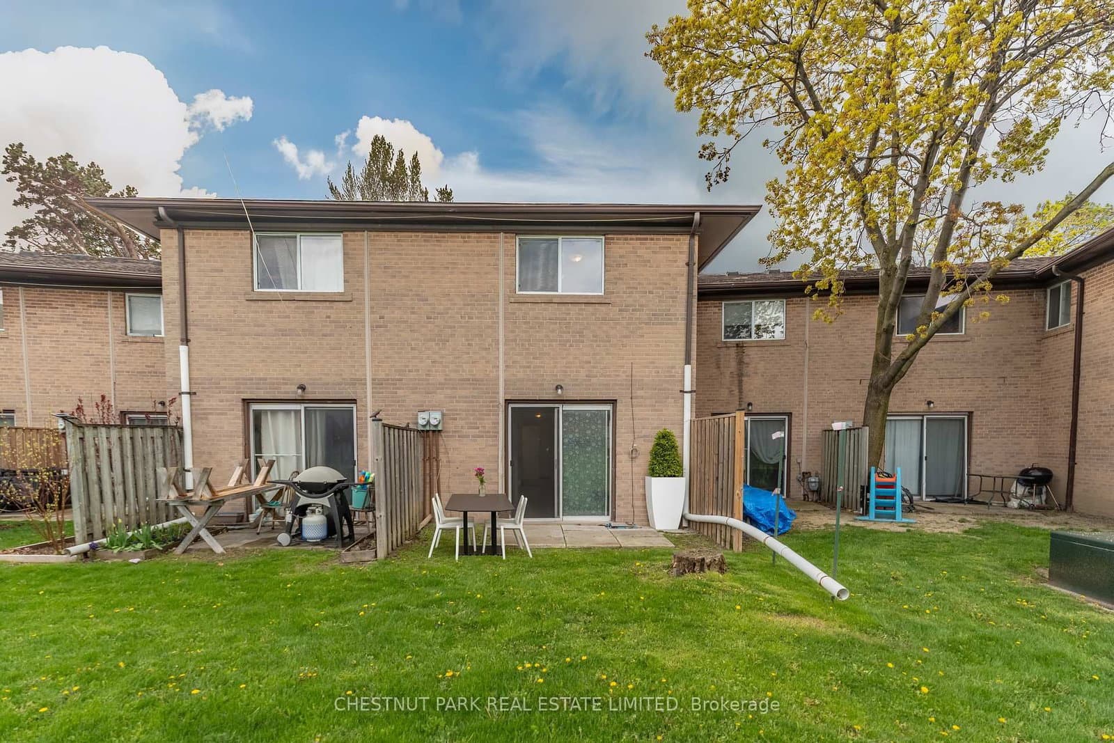 44 ROMFIELD Drive, Unit 12 thumbnail 29