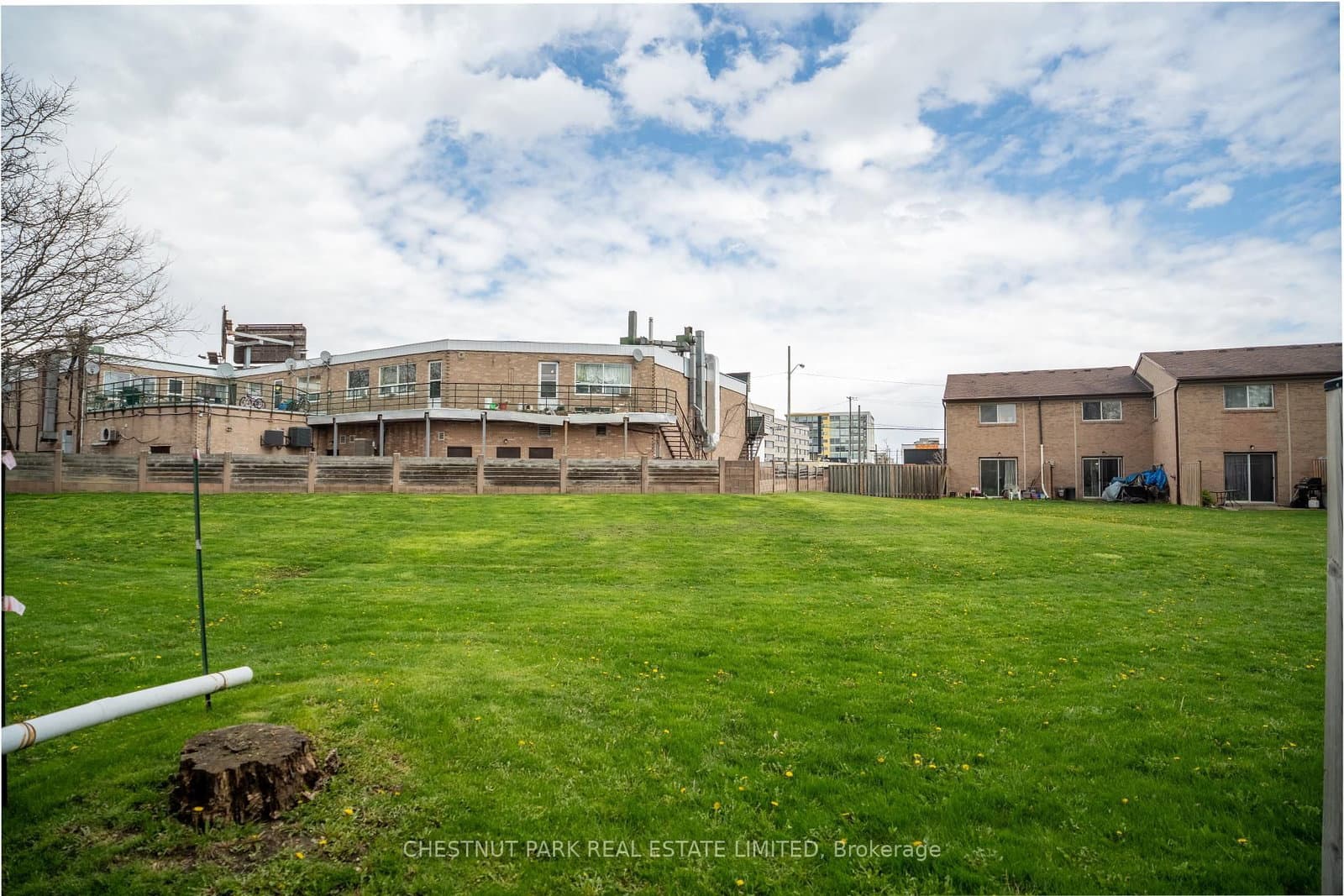 44 ROMFIELD Drive, Unit 12 thumbnail 31