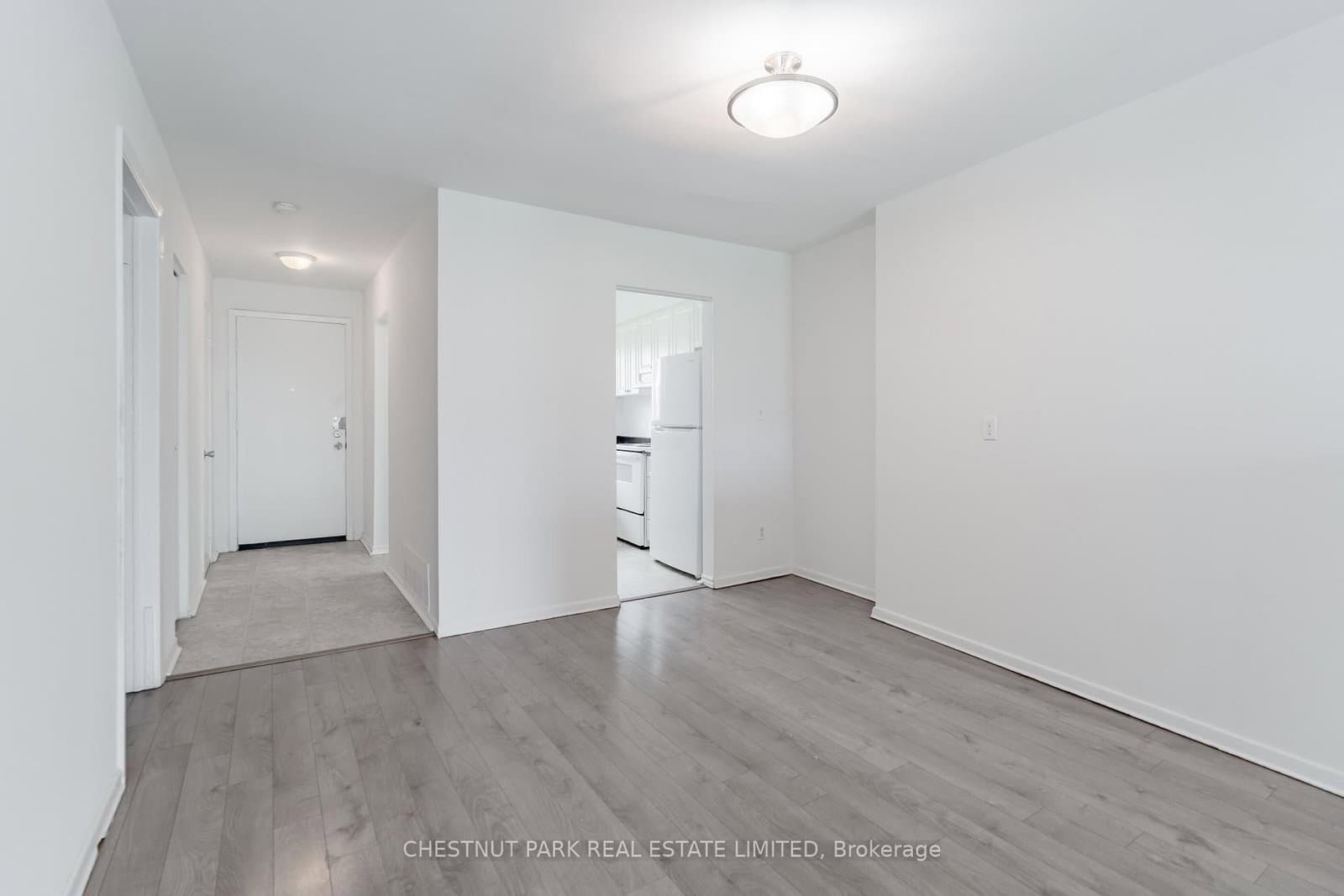 44 ROMFIELD Drive, Unit 12 thumbnail 8