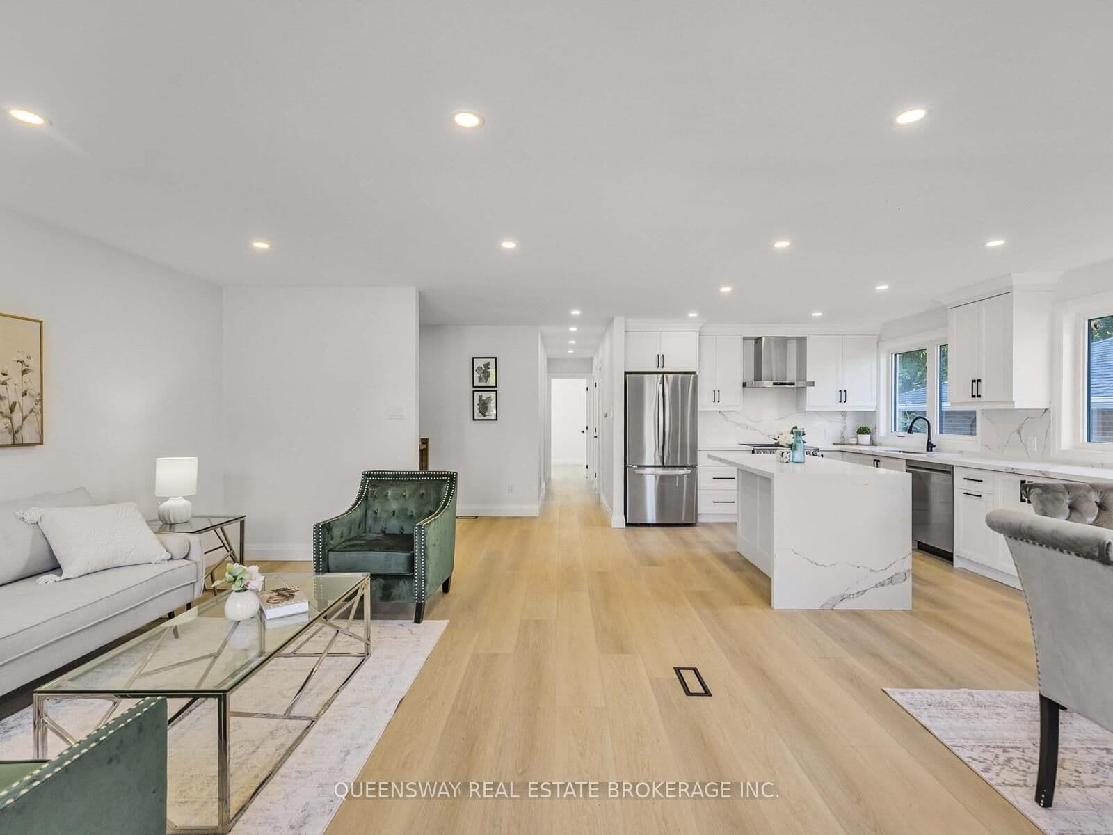 1128 Pinegrove Road thumbnail 9