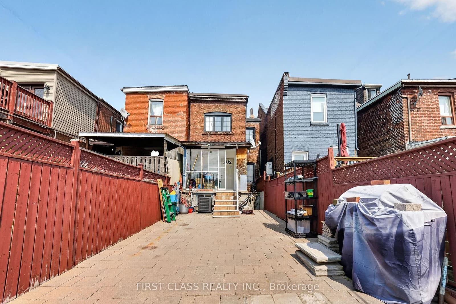 150 Caledonia Road thumbnail 29