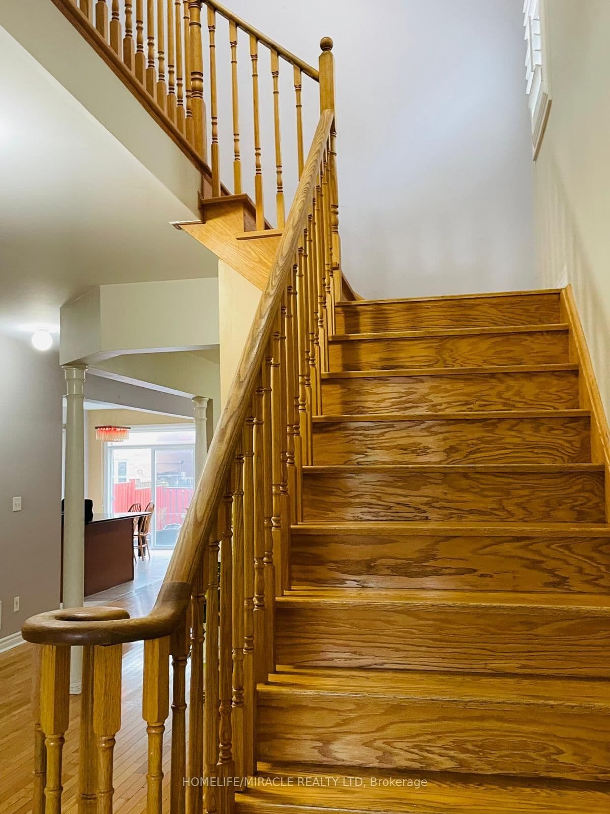 88 Summitgreen Crescent thumbnail 6
