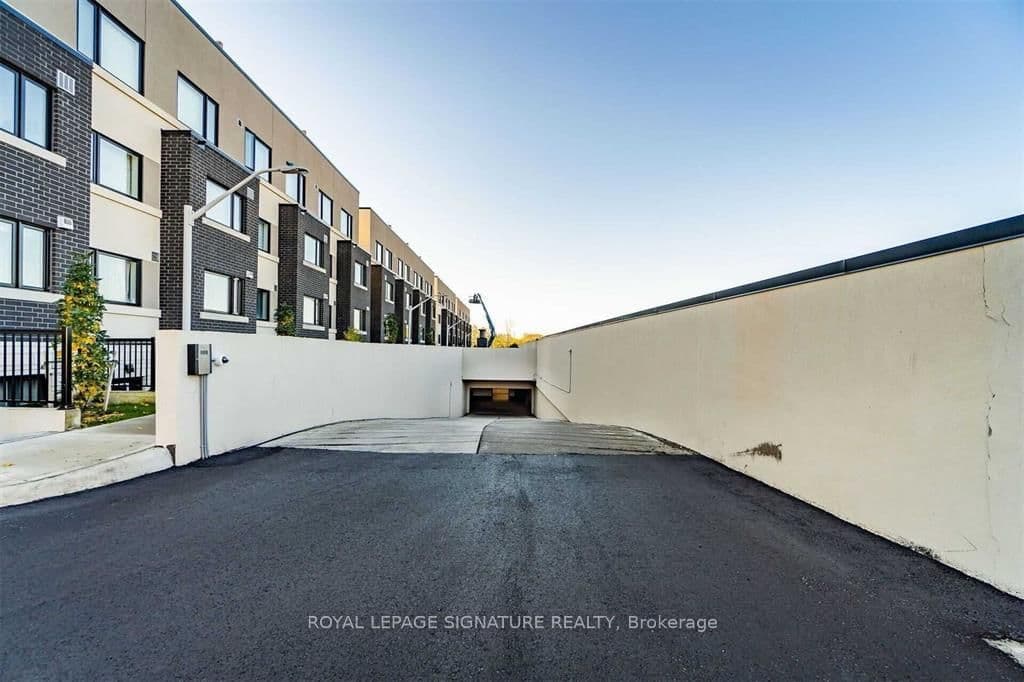 1141 Cooke Boulevard, Unit 406 thumbnail 23