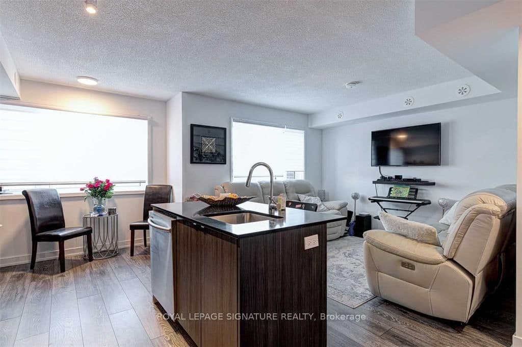 1141 Cooke Boulevard, Unit 406 thumbnail 4