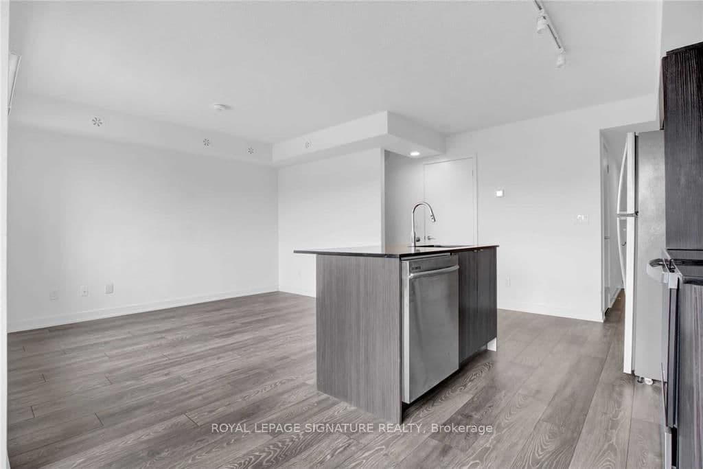1141 Cooke Boulevard, Unit 406 thumbnail 6