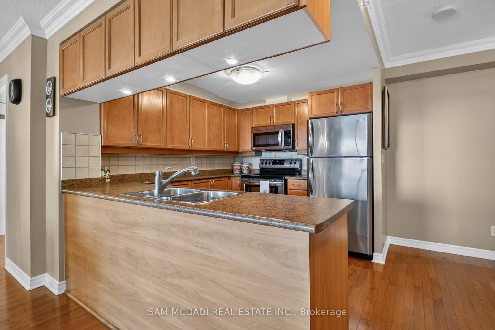 350 Princess Royal Drive, Unit 1107 thumbnail 13