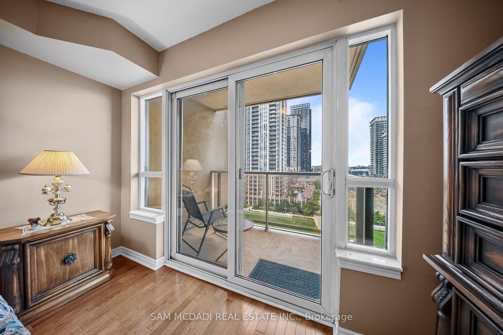350 Princess Royal Drive, Unit 1107 thumbnail 24