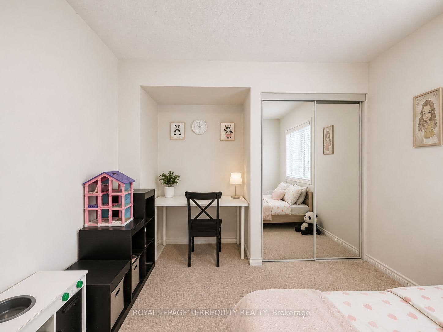 903 Penson Crescent thumbnail 14