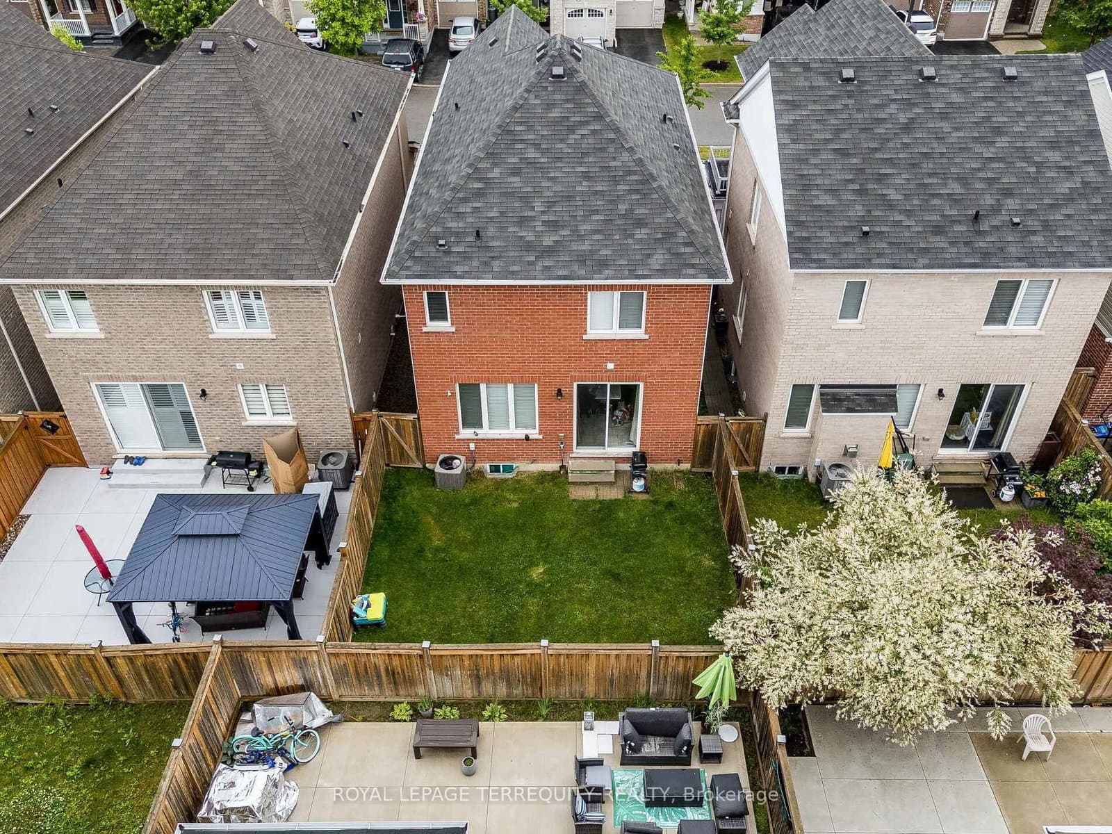 903 Penson Crescent thumbnail 20