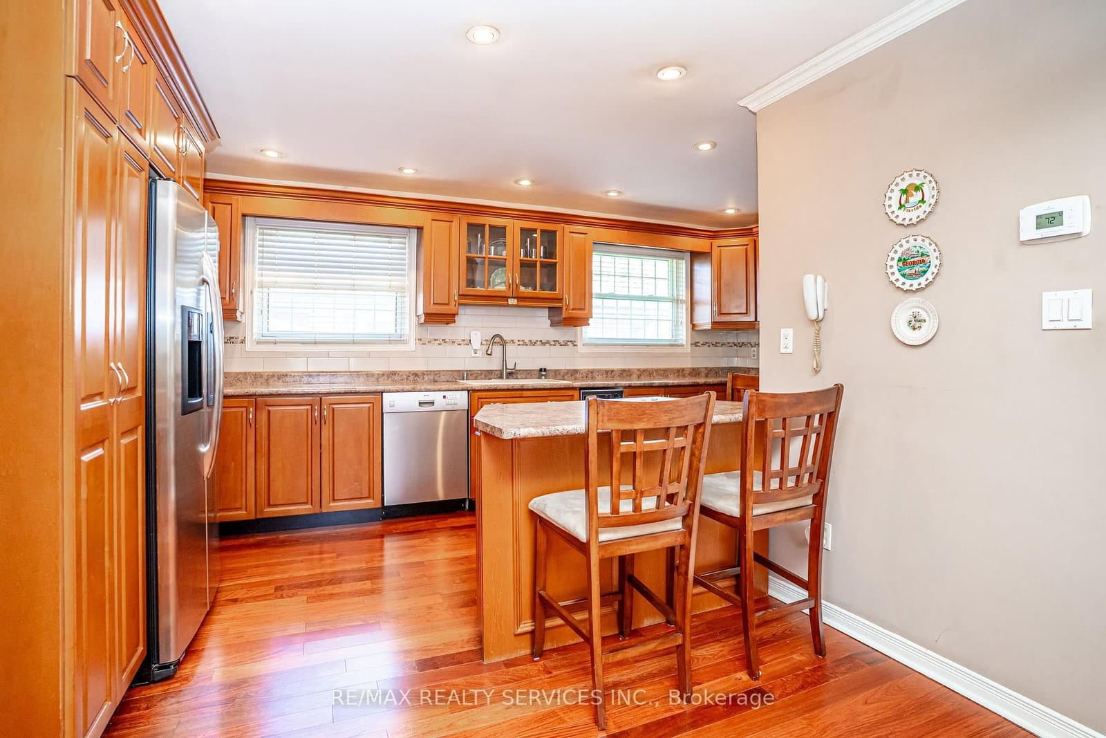 87 Ambleside Drive thumbnail 12