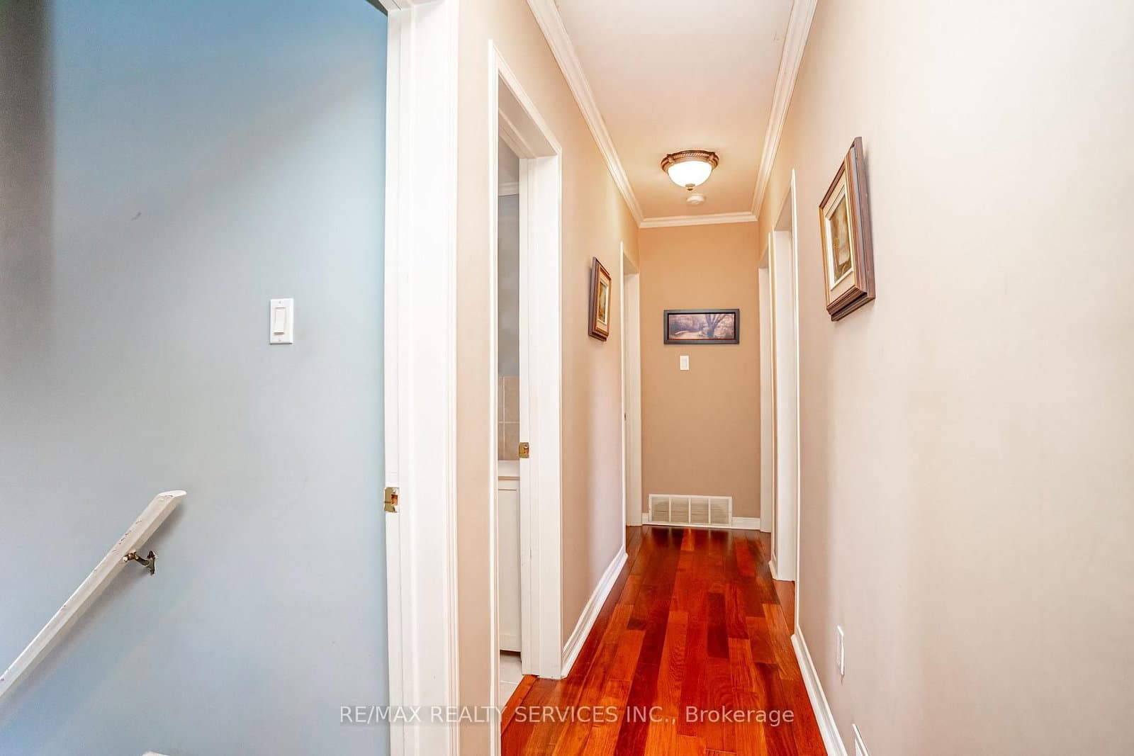 87 Ambleside Drive thumbnail 17