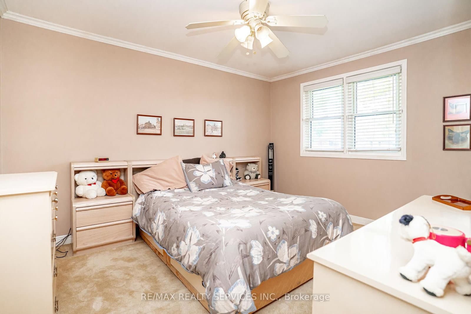 87 Ambleside Drive thumbnail 18