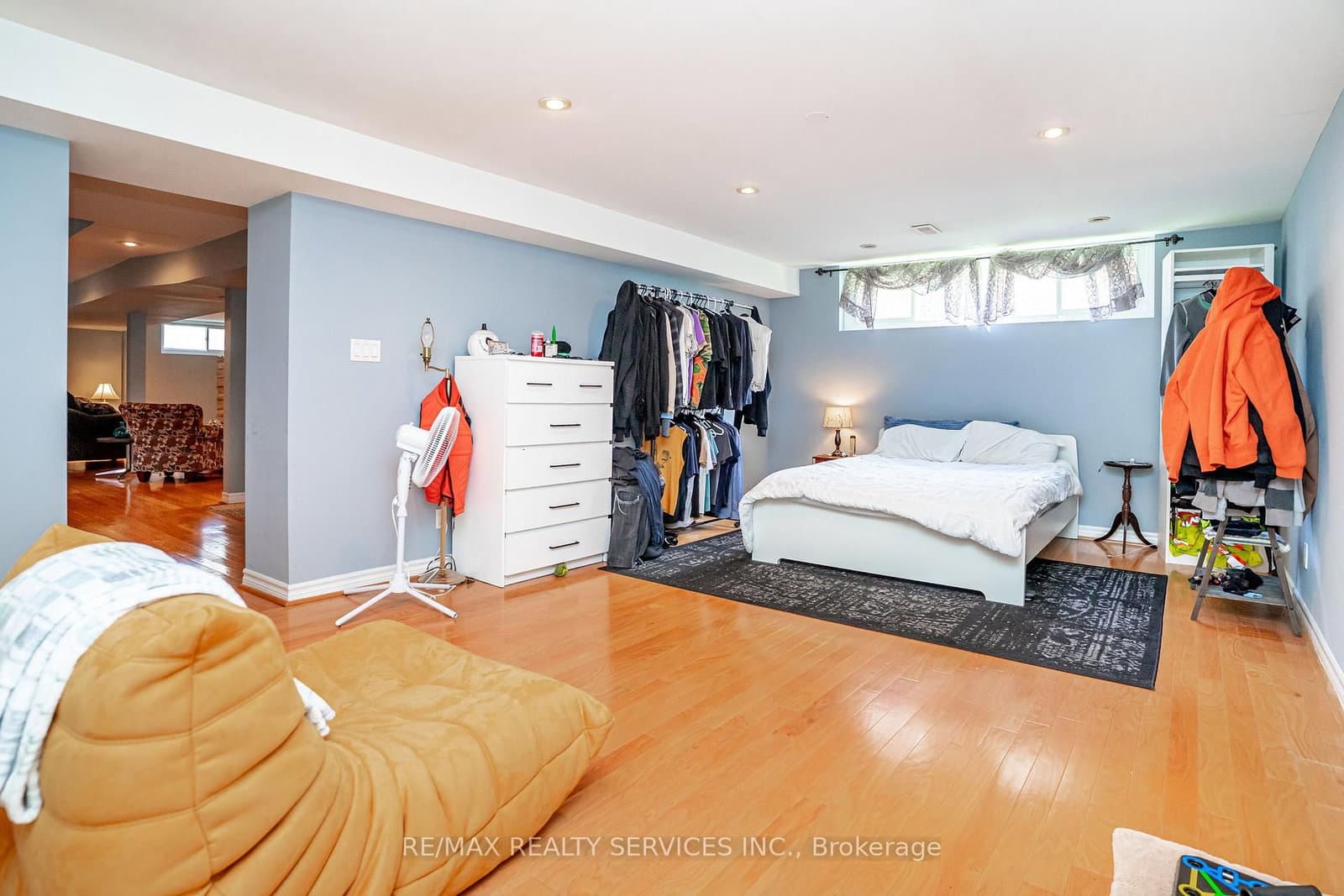 87 Ambleside Drive thumbnail 30