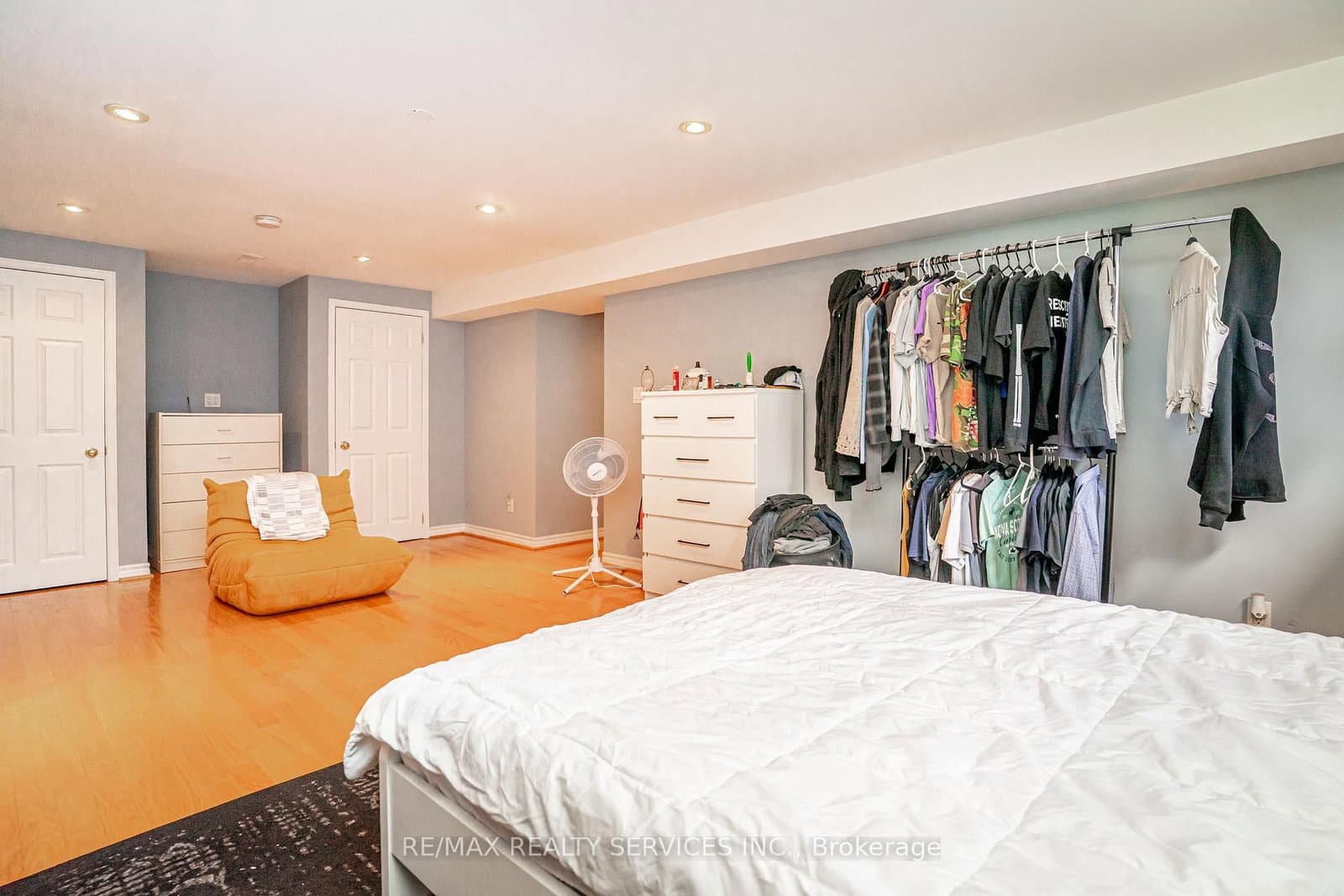 87 Ambleside Drive thumbnail 31