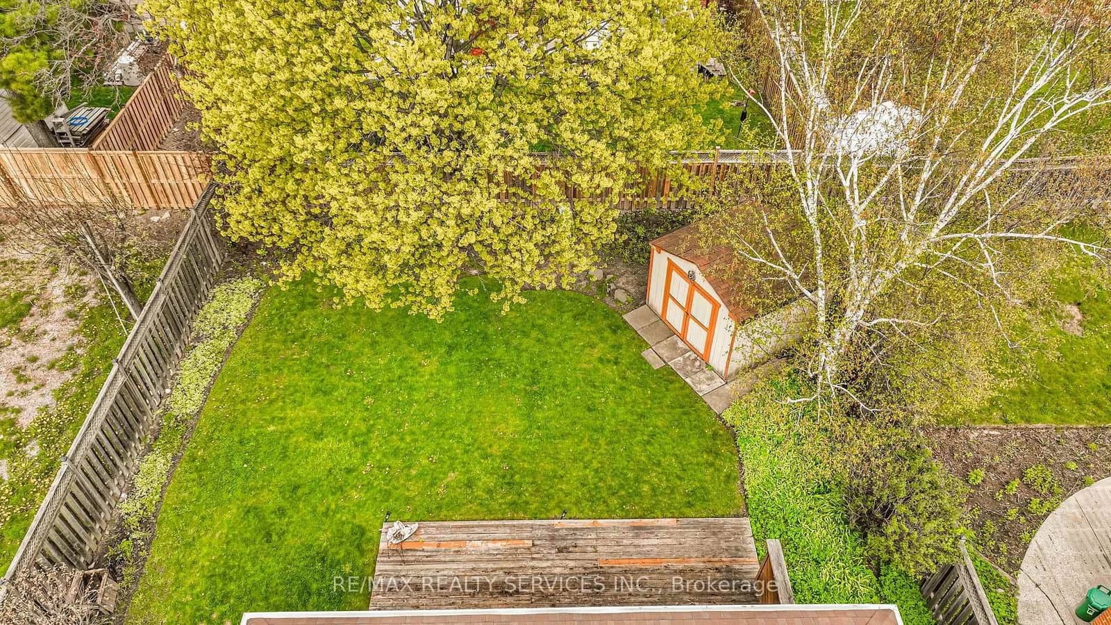 87 Ambleside Drive thumbnail 37