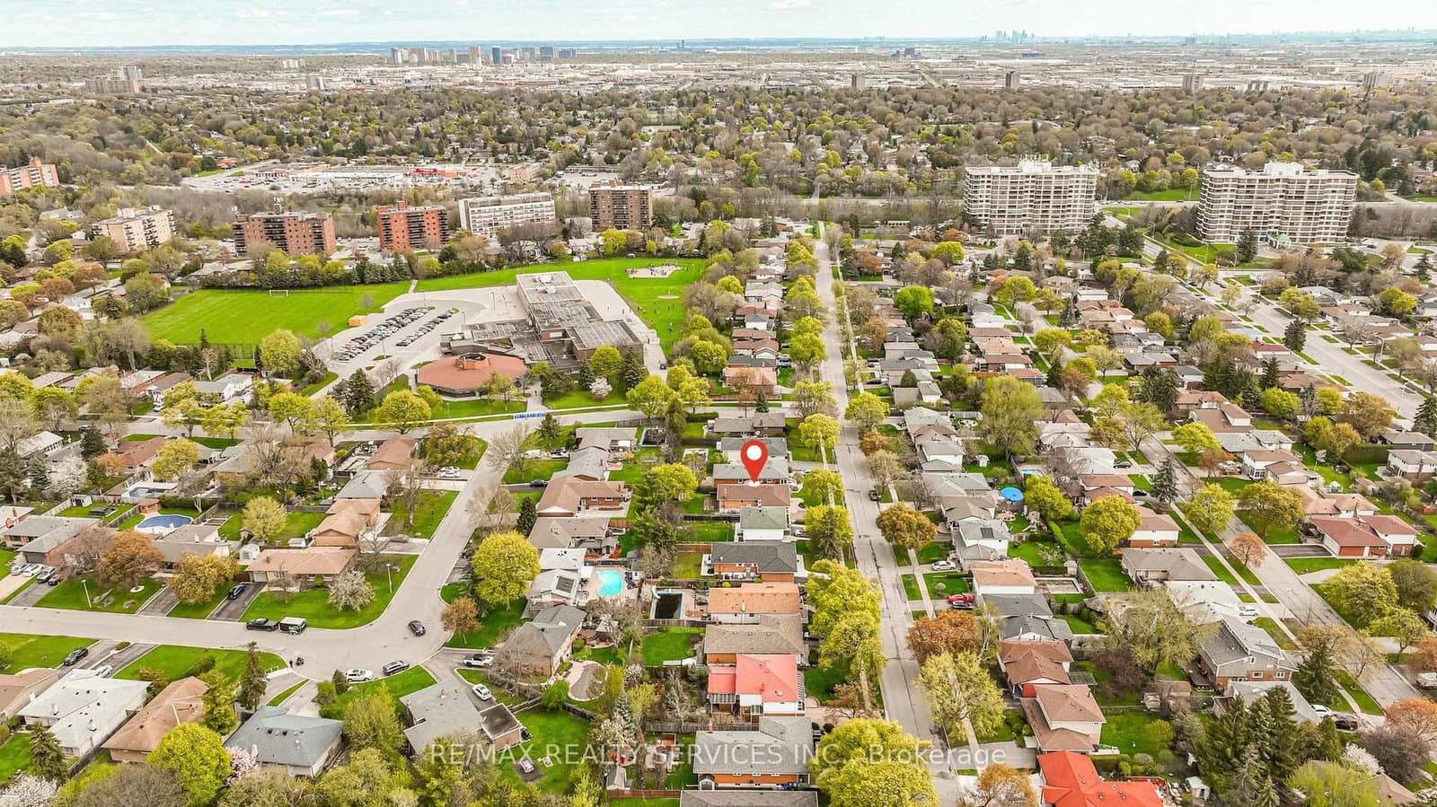 87 Ambleside Drive thumbnail 42
