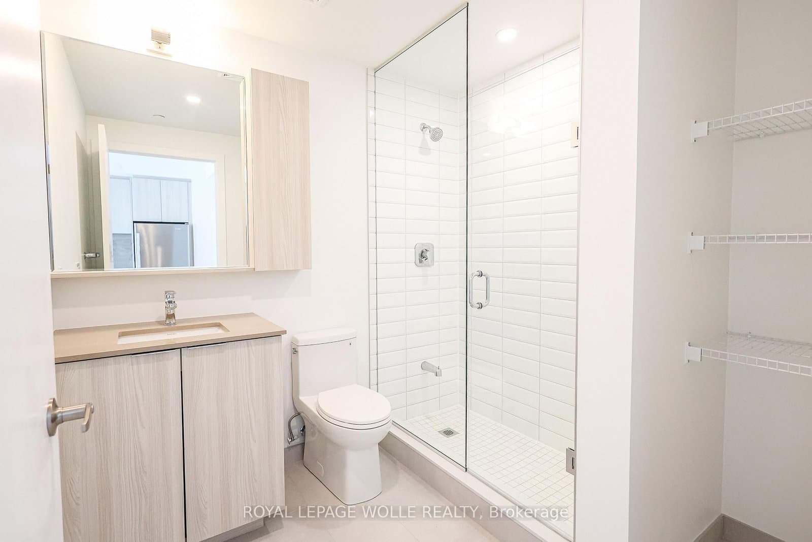 770 Whitlock Avenue, Unit 703 thumbnail 3