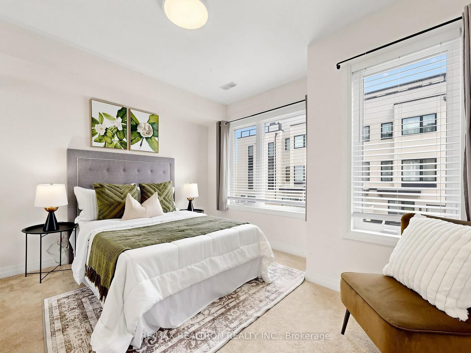 65 Thomas Mullholand Drive, Unit 6 thumbnail 17