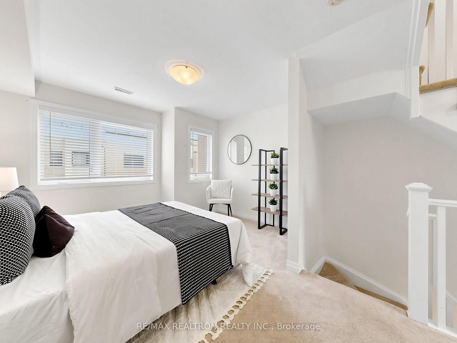 65 Thomas Mullholand Drive, Unit 6 thumbnail 25