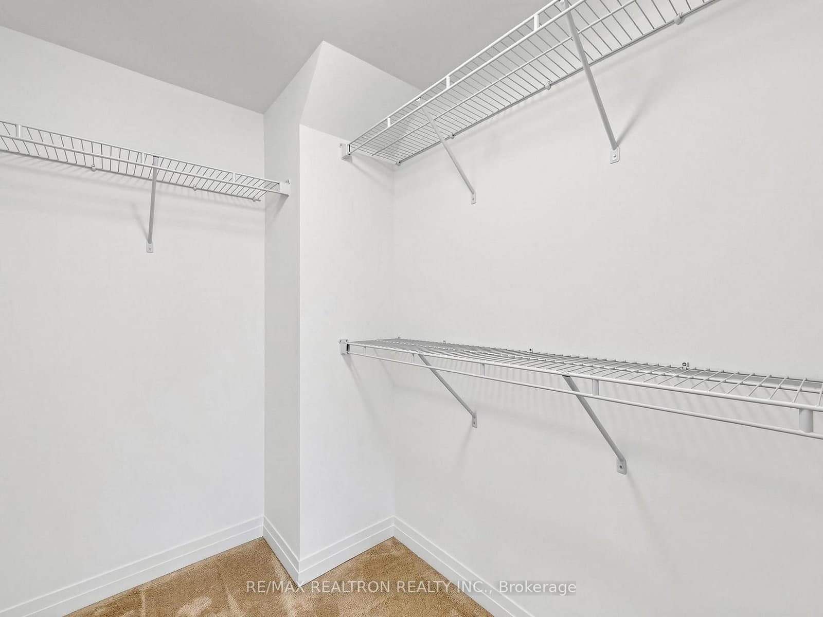 65 Thomas Mullholand Drive, Unit 6 thumbnail 27
