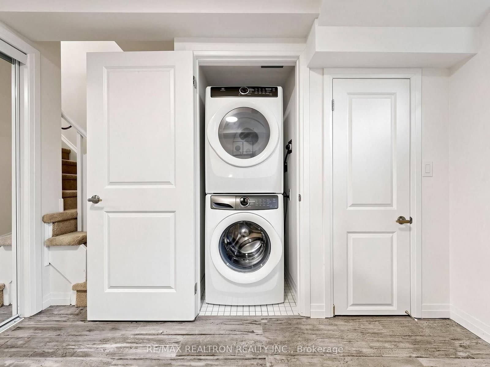 65 Thomas Mullholand Drive, Unit 6 thumbnail 35