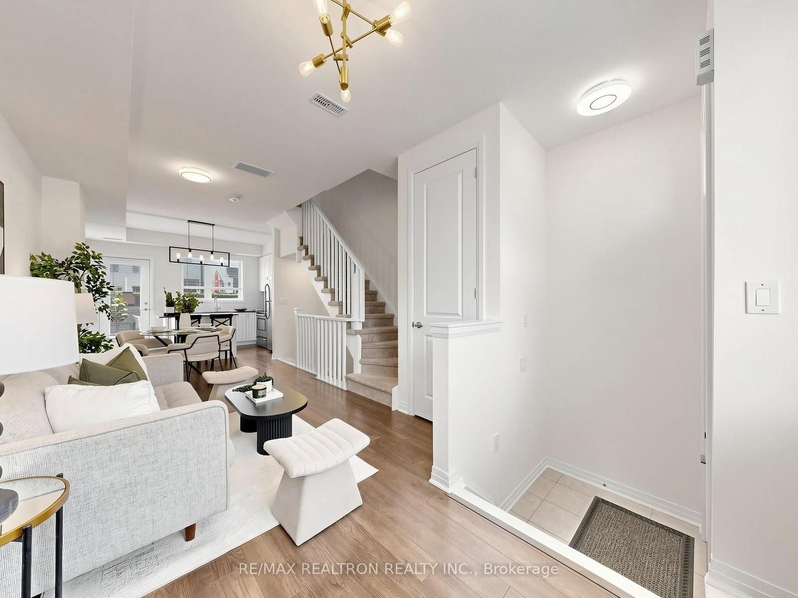 65 Thomas Mullholand Drive, Unit 6 thumbnail 6