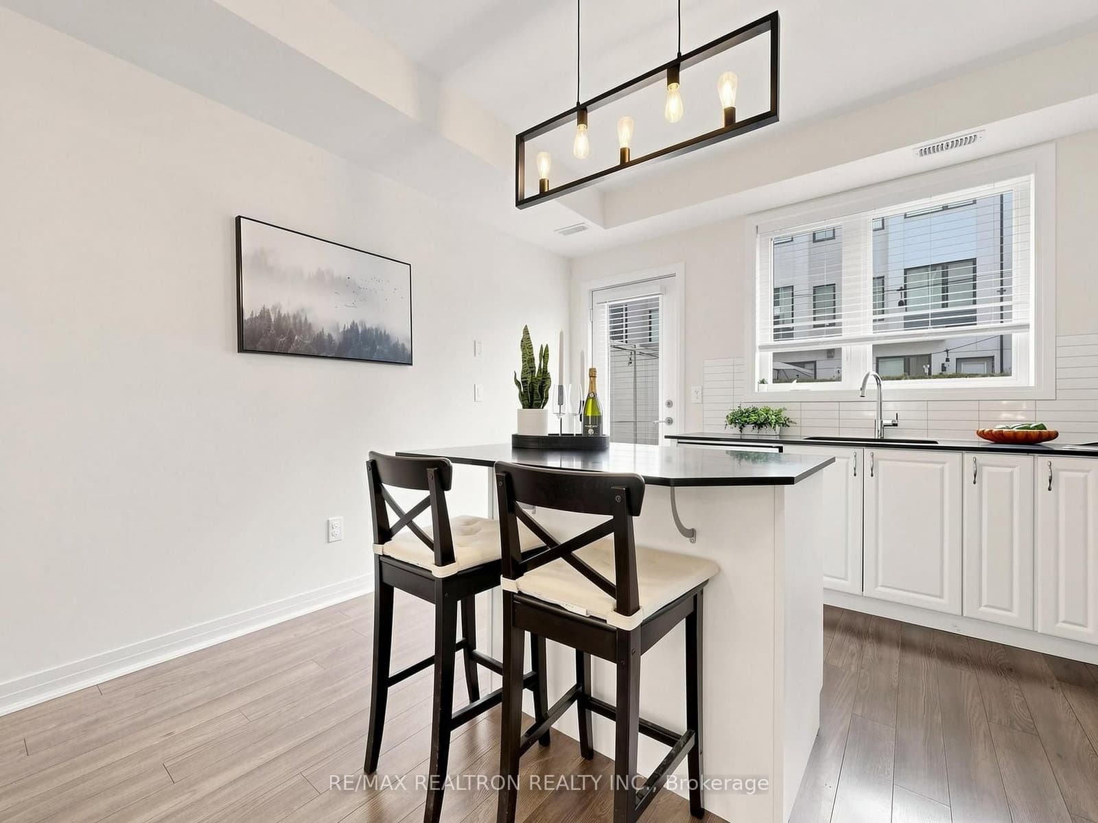 65 Thomas Mullholand Drive, Unit 6 thumbnail 7