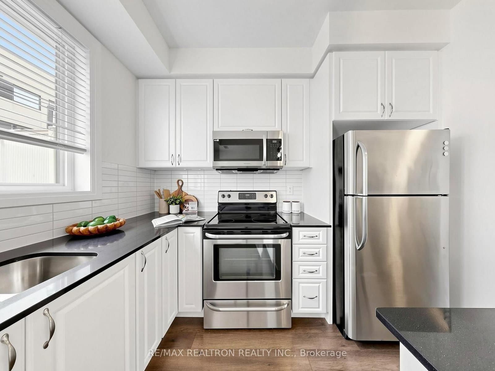 65 Thomas Mullholand Drive, Unit 6 thumbnail 9