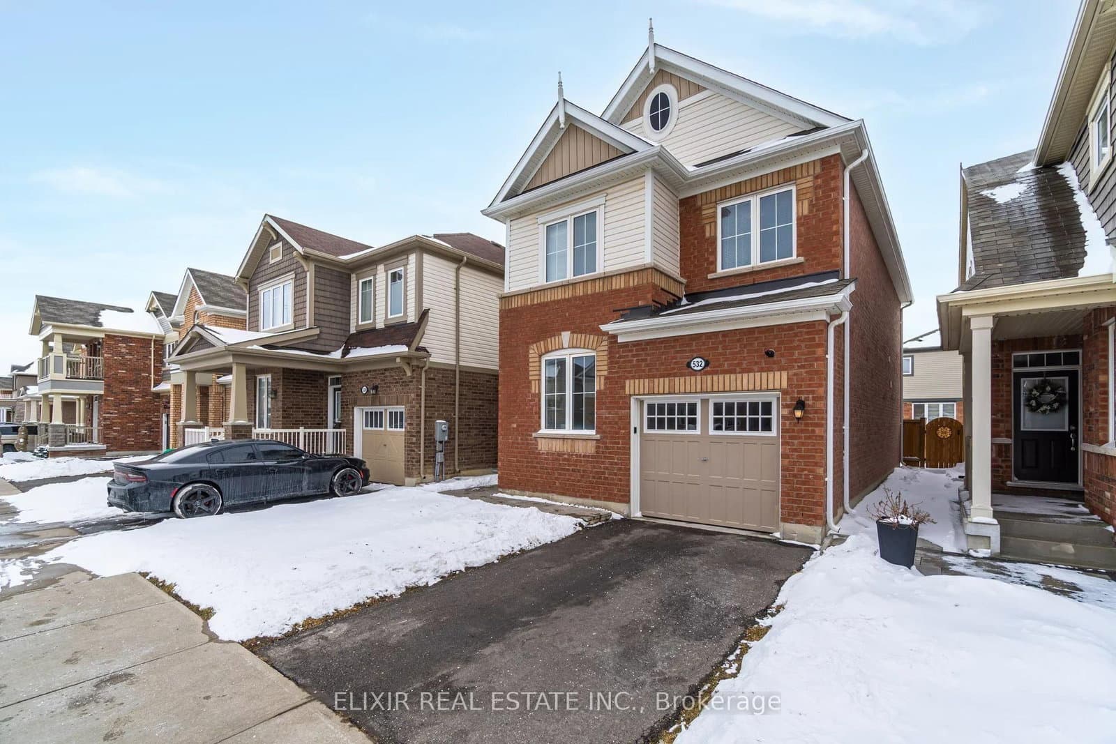 532 Edenbrook Hill Drive thumbnail 2