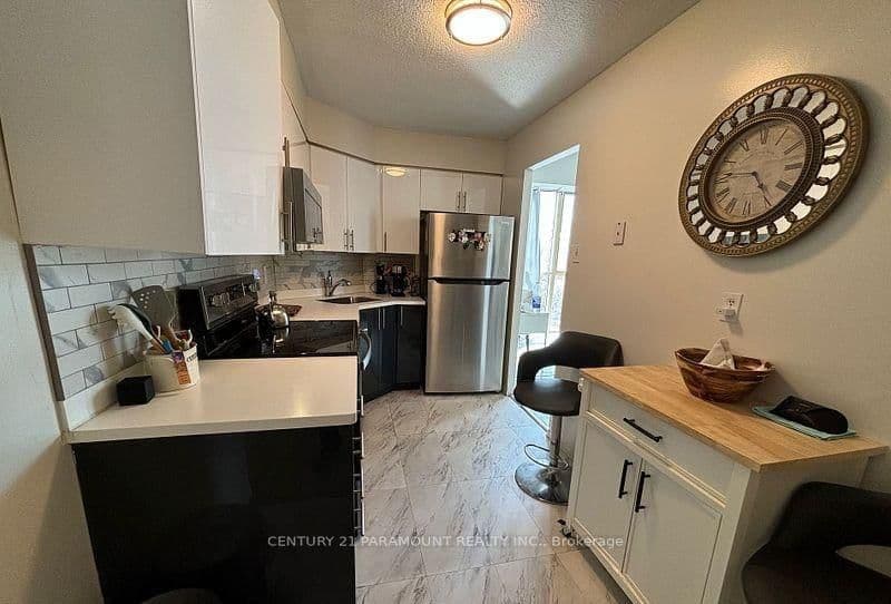 61 Markbrook Lane, Unit 112 thumbnail 10