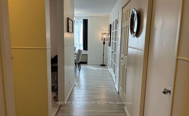 61 Markbrook Lane, Unit 112 thumbnail 5